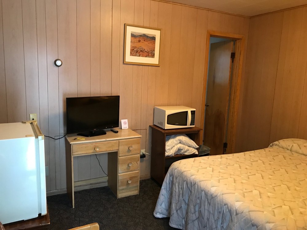 O K MOTEL Updated August 2024 220 3rd Ave NE, Steele, North Dakota