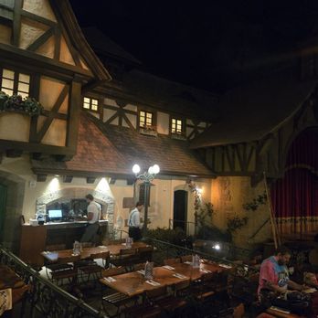 EPCOT - Amusement Parks Near Me - Lake Buena Vista, Florida