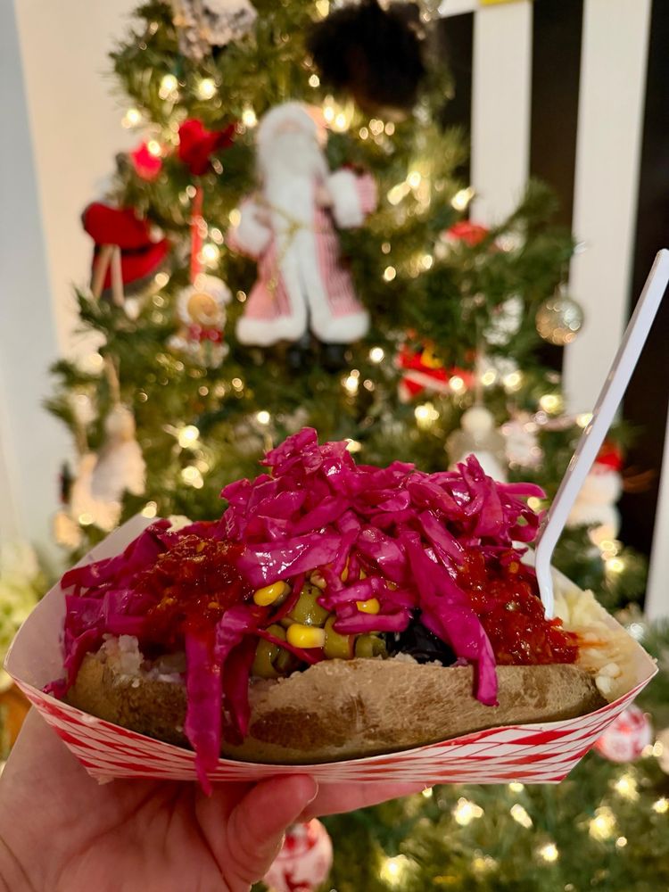 Num Num Baked Potato and Waffle House Logo