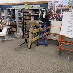 Hutch Vintage Market