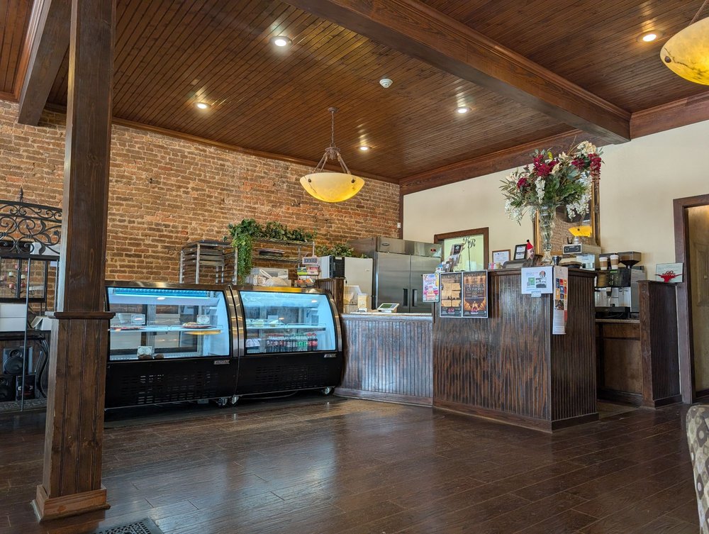 Food from R&R Bakery & Coffee Shoppe