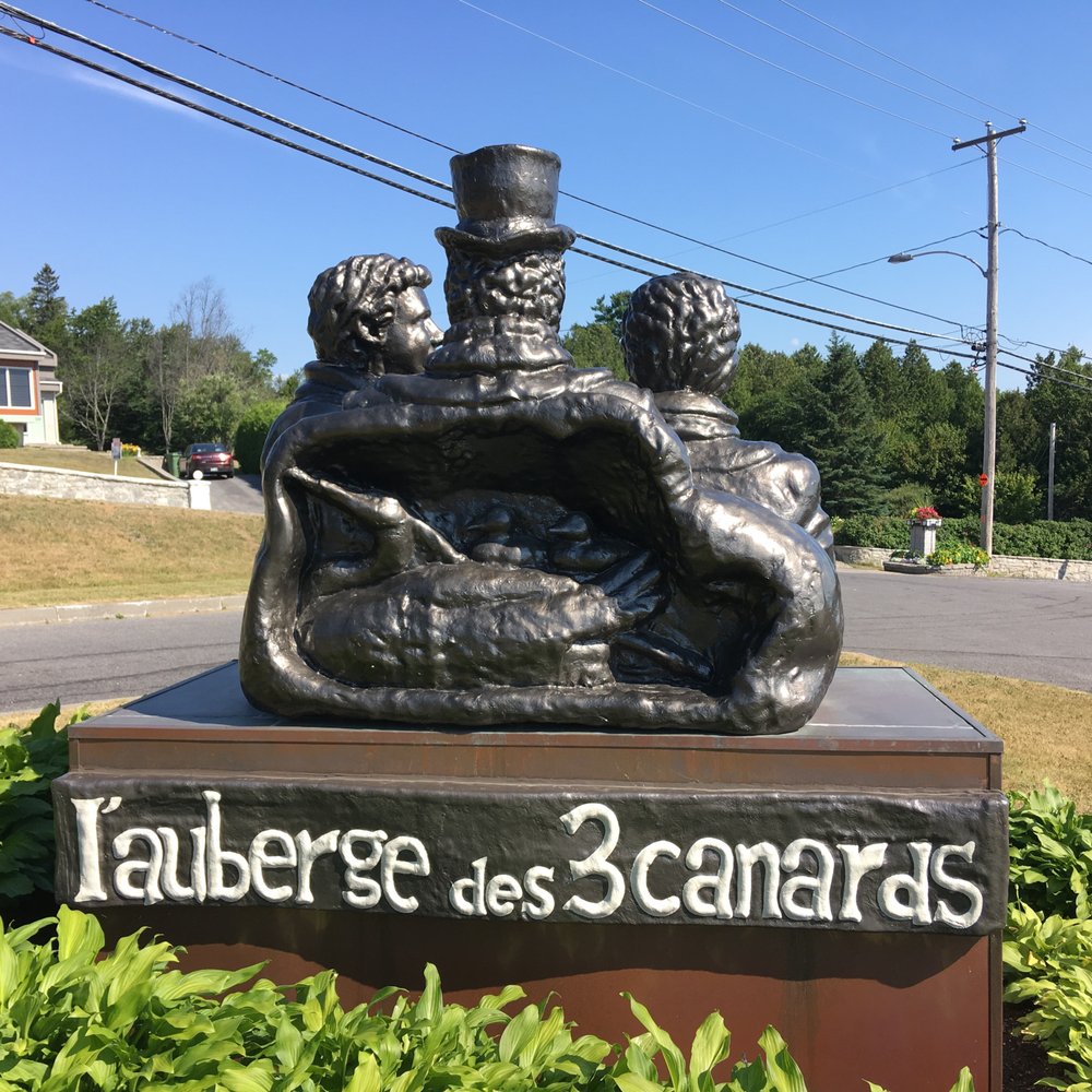 Auberge Les Trois Canards - Hotels Near Me - La Malbaie, Quebec Auberge Les Trois Canards - Hotels Near Me - La Malbaie, Quebec