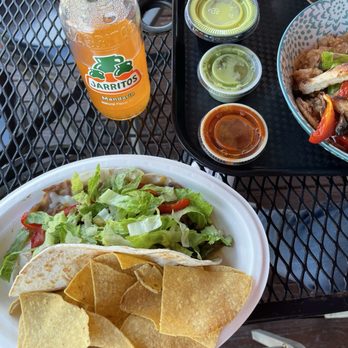 Neveria La Vallesana - Vegetarian taco - Mexican Near Me - St. Louis, Missouri