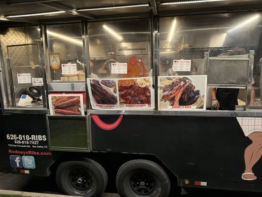 Rodney's Ribs Food Truck by null