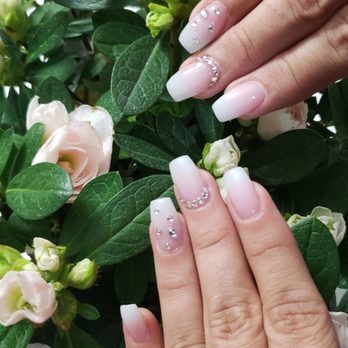 Floral Nails - Nail Salons Near Me - Inverness, Florida Floral Nails - Nail Salons Near Me - Inverness, Florida