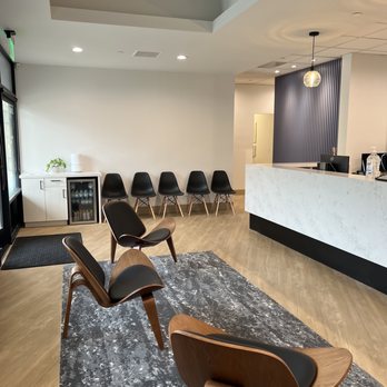 Cosmetic Dentist In Eagle Glen Corona California Calif CA