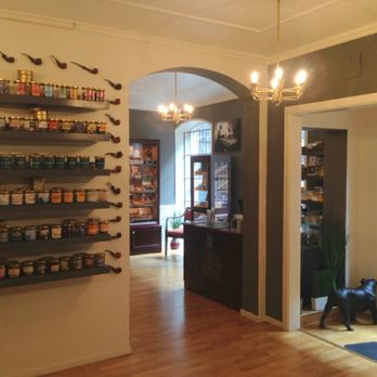 Augusto Cigars - Tobacco Shops Near Me - Oslo, 03