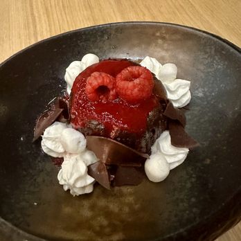 Olili - Kilauea Chocolate Lava Cake - Desserts Near Me - Honolulu, Hawaii Olili - Kilauea Chocolate Lava Cake - Desserts Near Me - Honolulu, Hawaii