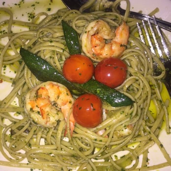 Pizzaiolo Primo - Shrimp pesto linguini with zucchini and banana peppers - Italian Near Me - Pittsburgh, Pennsylvania