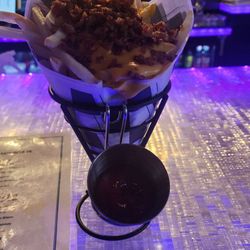 W XYZ Bar