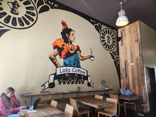 Lola Coffee by null
