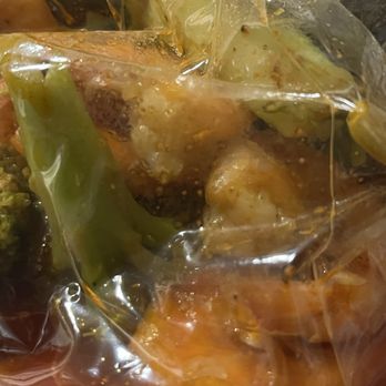 Ocean Blue - 1/2 lb. Shrimp No Head Lunch Special - Seafood Near Me - Bartlett, Tennessee