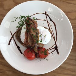LOCAL - Early Eats: Poached eggs on rye with Prodigal Daughter free-range bacon and grilled tomatoes