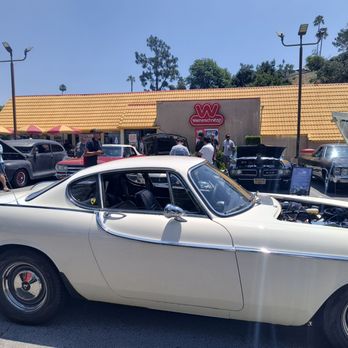 Wienerschnitzel - Hot Dogs Near Me - Diamond Bar, California