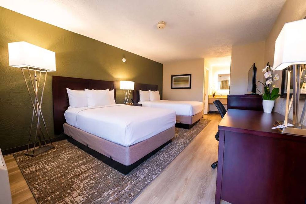 MAI HANA HOTEL Updated October 2024 Request Information 18 Photos