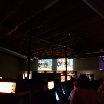 EightyTwo - Bars Near Me - Los Angeles, California EightyTwo - Bars Near Me - Los Angeles, California
