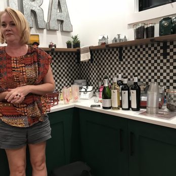 Eldora Chocolate - Louisa of Vara Winery talks about the wines she's brought for taste testing. - Chocolatiers & Shops Near Me - Albuquerque, New Mexico