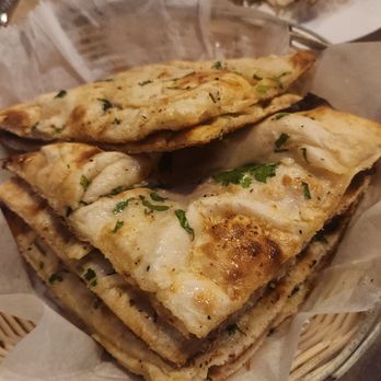 Star Indian cuisine - Garlic naan - Indian Near Me - Omaha, Nebraska Star Indian cuisine - Garlic naan - Indian Near Me - Omaha, Nebraska