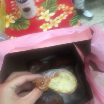 Leonard's Bakery - So steamy it fogged up my camera - Bakeries Near Me - Honolulu, Hawaii