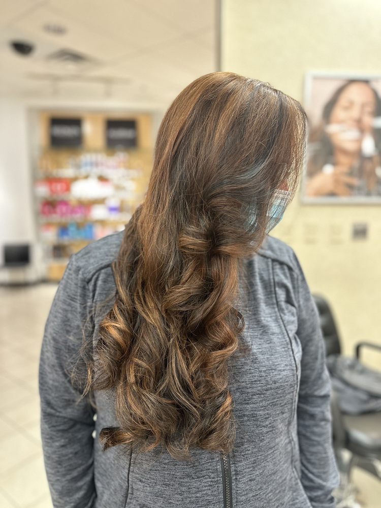 JCPENNEY SALON Updated August 2024 59 Photos 23523 Grand Circle