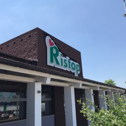 Ristop - Highway rest stop with shops and restaurants
