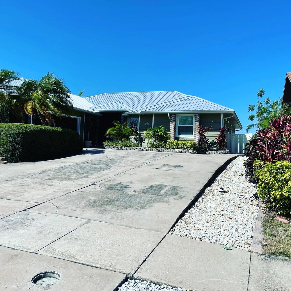 Slide of JDI Roofing And Contracting