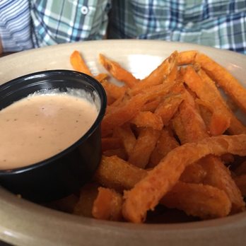 Le Chic Shack - Large sweet potato fries with chic sauce - Burgers Near Me - Quebec City, Quebec