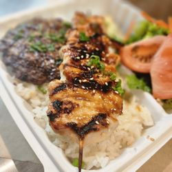 Hamburger steak and chicken plate