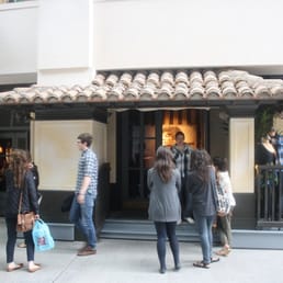 hollister belfast