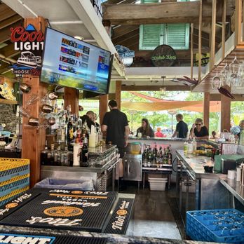 Dutch's At Silver Tree - Outside bar - Seafood Near Me - Oakland, Maryland Dutch's At Silver Tree - Outside bar - Seafood Near Me - Oakland, Maryland