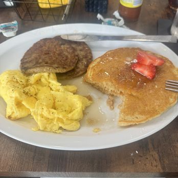 Breakfast On Luckie Street - Oops! They looked so good, I forgot to add the picture before cutting! - Breakfast & Brunch Near Me - Atlanta, Georgia Breakfast On Luckie Street - Oops! They looked so good, I forgot to add the picture before cutting! - Breakfast & Brunch Near Me - Atlanta, Georgia