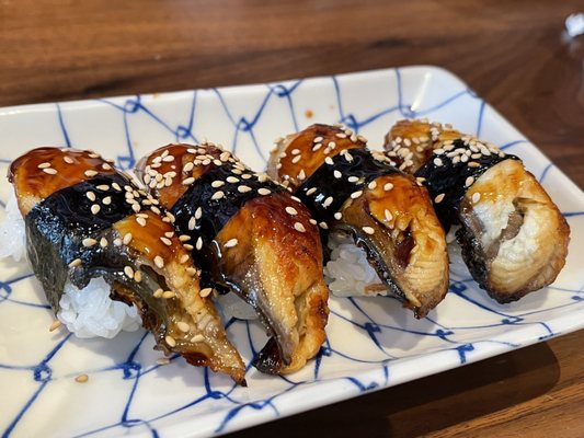 Hide Sushi by null