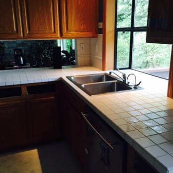 Set In Stone Remodeling - Before - Countertop Installation Near Me - Forest Grove, Oregon Set In Stone Remodeling - Before - Countertop Installation Near Me - Forest Grove, Oregon
