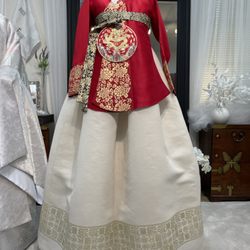 Insadong Hanbok