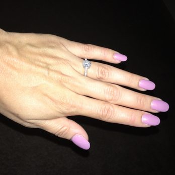 Hot Nails - Nail Salons Near Me - Lake Villa, Illinois
