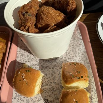 Honeymoon Chicken - 8pc Chicken Bucket & Honey Butter Rolls - Chicken Shop Near Me - Washington, DC, District of Columbia Honeymoon Chicken - 8pc Chicken Bucket & Honey Butter Rolls - Chicken Shop Near Me - Washington, DC, District of Columbia