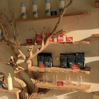 Onescape Coffee - Coffee & Tea Near Me - Los Angeles, California