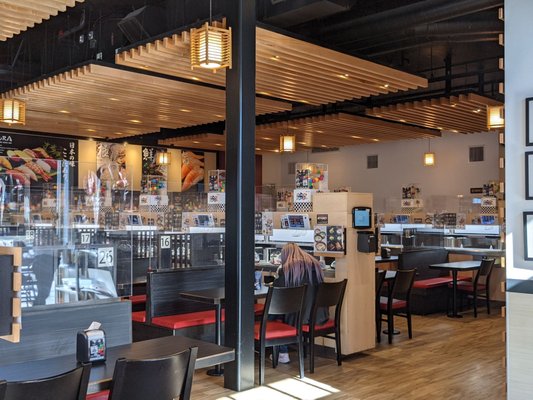 Kura Revolving Sushi Bar by null