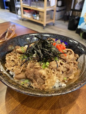 Hilo Poke & Sushi by null