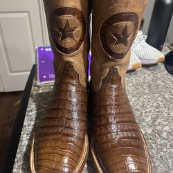 Alexander Boot And Shoe Service - Boots