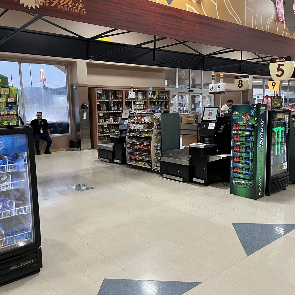 Ralph's - Ahora instalaron los cajeros si uno se quiere cobrar solo. - Grocery Near Me - Caguas, Puerto Rico