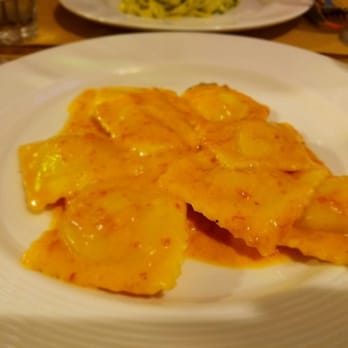 Vini e Vecchi Sapori - Potato ravioli (delicious!) - Tuscan Near Me - Florence, FI Vini e Vecchi Sapori - Potato ravioli (delicious!) - Tuscan Near Me - Florence, FI