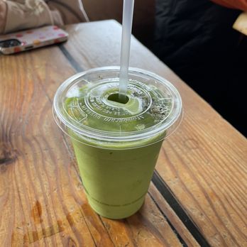 Retreat - Green retreat smoothie - Cafes Near Me - Seattle, Washington