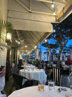 Porta Via Beverly Hills by null