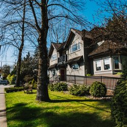 Kerrisdale House of Dentistry