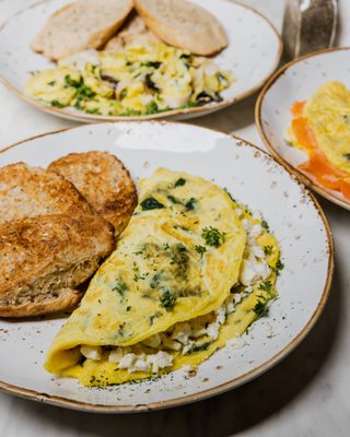 Crema Gourmet by null