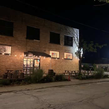 Amorphic Beer - Breweries Near Me - Milwaukee, Wisconsin