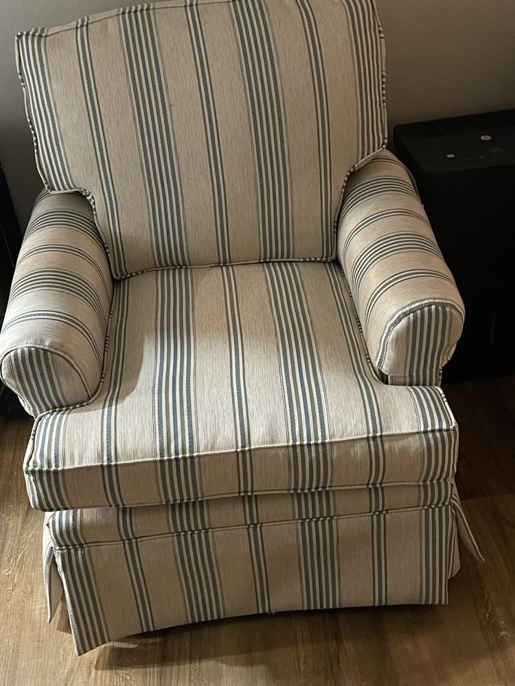 Love’s Custom Upholstery - upholstery in Burlington, WI