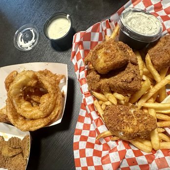 Against the Grain - Fish and chips. Onion rings. Fried pickles. - Gluten-Free Near Me - Mesa, Arizona Against the Grain - Fish and chips. Onion rings. Fried pickles. - Gluten-Free Near Me - Mesa, Arizona