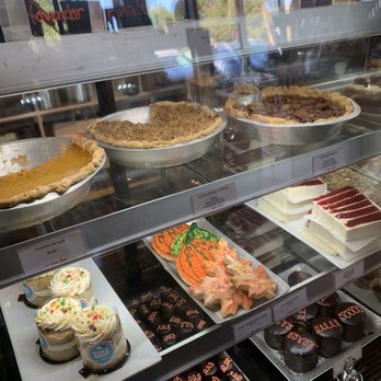La Grande Orange - Seasonal pies and cookies - Coffee & Tea Near Me - Phoenix, Arizona La Grande Orange - Seasonal pies and cookies - Coffee & Tea Near Me - Phoenix, Arizona